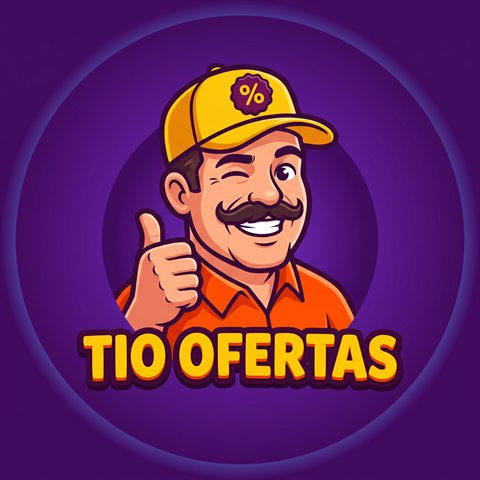 O Tio, de boné amarelo, fazendo joinha